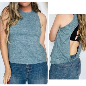 NWT Yogalicious Active Top with Back Opening, Heather Tucson Teal